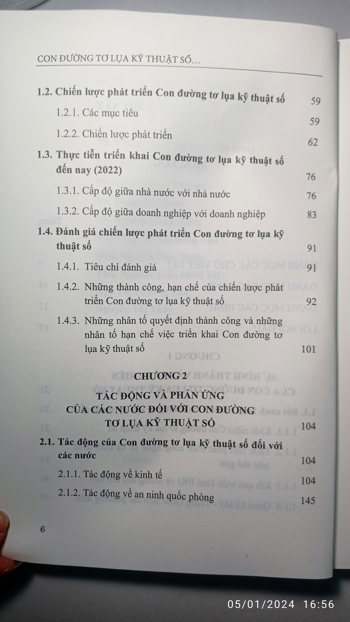 CON ĐƯỜNG TƠ LỤA KỸ THUẬT SỐ CỦA TRUNG QUỐC VÀ HÀM Ý CHÍNH SÁCH CHO VIỆT NAM (Sách chuyên khảo) - TS. Chu Phương Quỳnh (Chủ biên) - bìa mềm