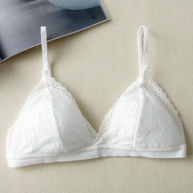 Hình ảnh Áo Lót Bralette Ren Mềm Mút Liền Phong Cách Châu Âu mới B058