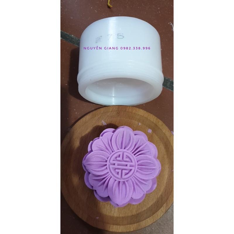 Khuôn cốc tròn hoa 4 cánh 150g và 200g