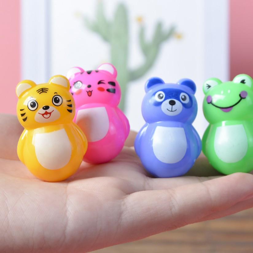 Bộ 24 con Lật Đật mini bằng nhựa cao 4cm hình mèo,gấu, hổ, ếch làm đồ chơi cho bé phát triển trí não toàn diện