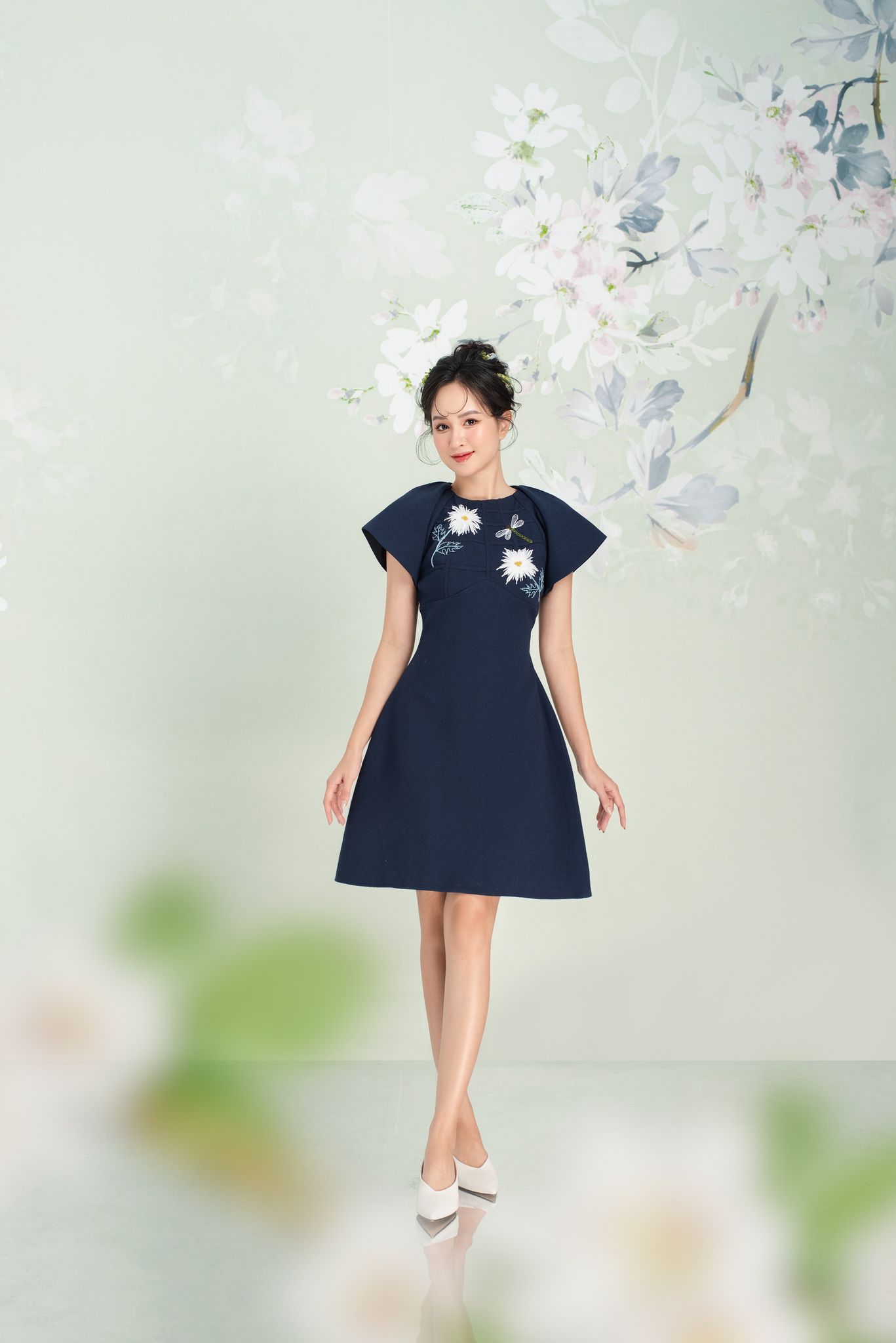 OLV - Đầm Alie Embroi Dress