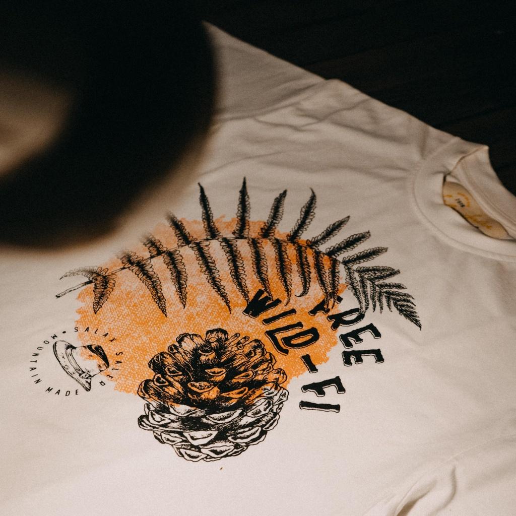 Salaxsaler Áo thun FREE WILD - FI T-Shirt