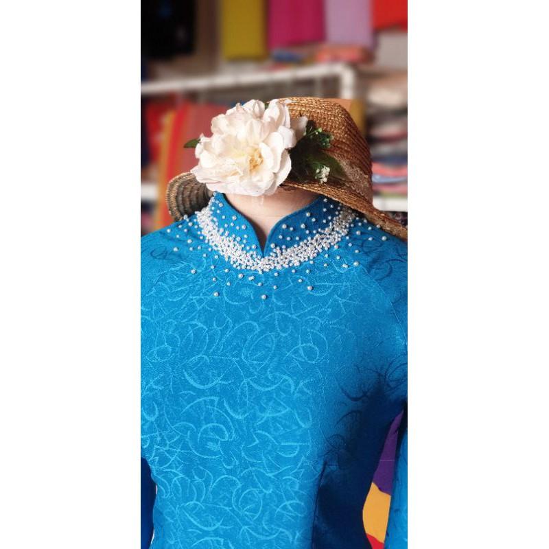 Bộ Áo dài lụa ánh trăng đính cườm