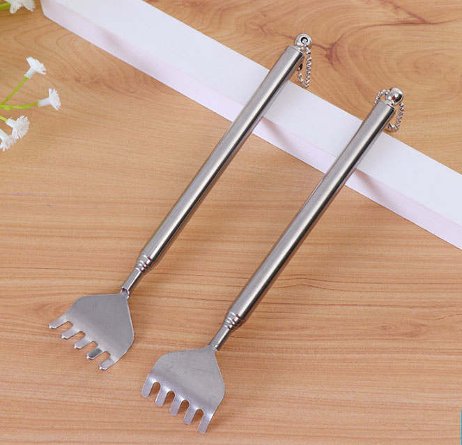 Cây gãi lưng inox thu gọn kéo dài 54cm có móc treo siêu tiện