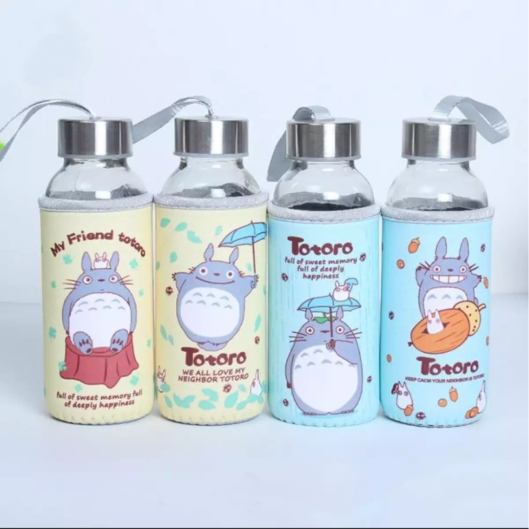 Bình Nước Thủy Tinh Totoro Có Dây Xách Và Bọc Vải 300ml ( Giao mẫu ngẫu nhiên)