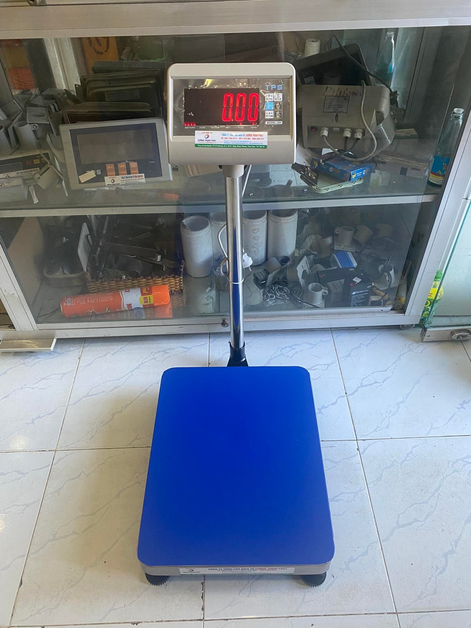CÂN BÀN ĐIỆN TỬ TPSDH - 200KG, BÀN 50X60CM, CÂN BÀN TRỤ ĐỨNG