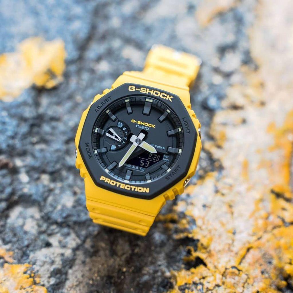 Đồng hồ nam dây nhựa Casio G-Shock chính hãng GA-2110SU-9ADR