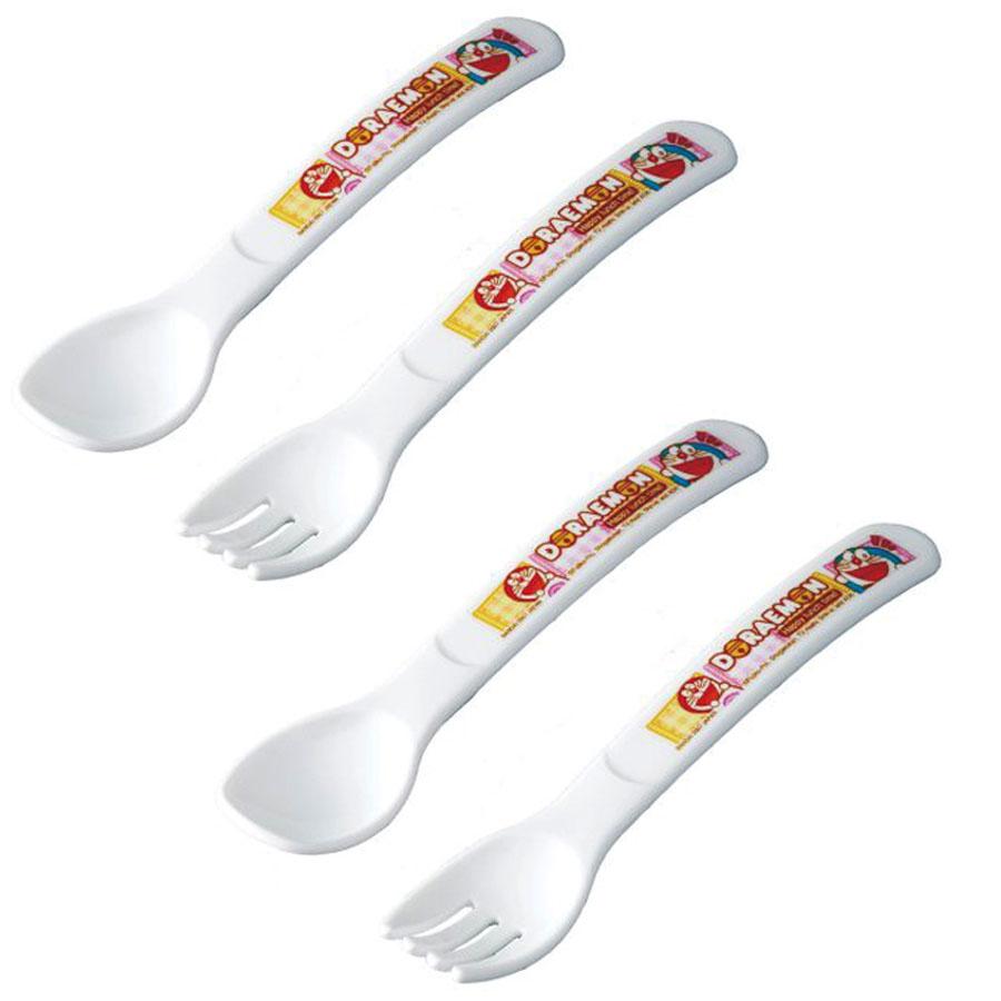 Bộ 2 set 2 thìa dĩa nhựa cho bé OSK hình Doraemon - Hàng nội địa Nhật