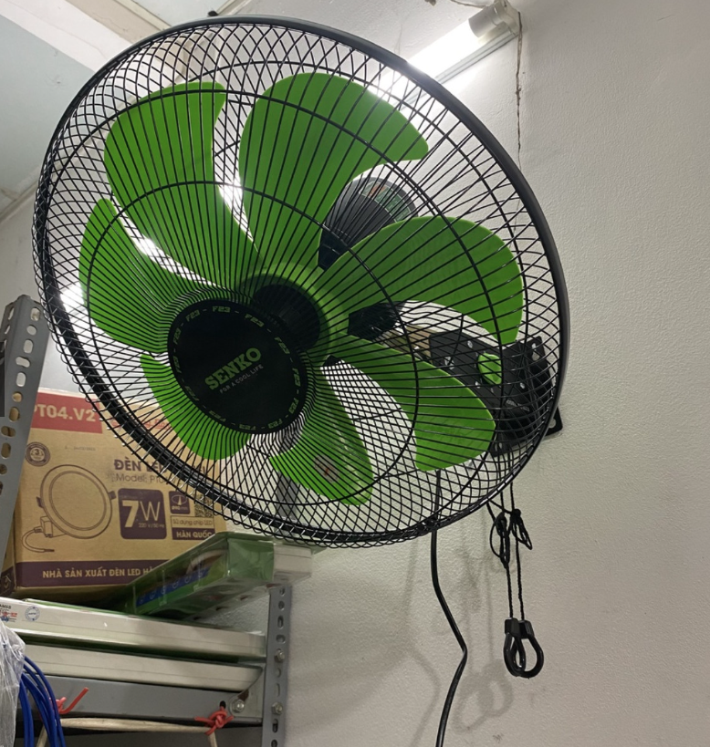 Combo 2 cây Quạt Treo 2 Dây Senko F23 TC1622 - Màu ngẫu nhiên - Hàng Chính Hãng