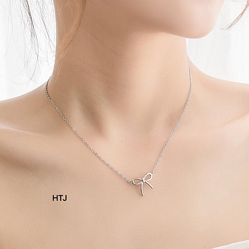 Dây chuyền nữ mặt nơ chất liệu bạc s925 MS68b