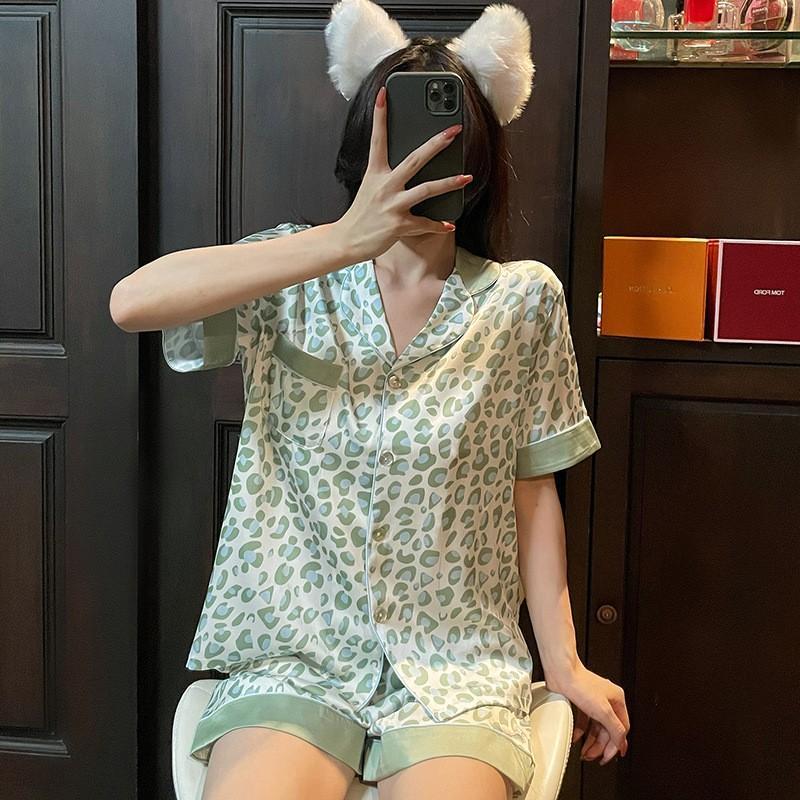 MS1009 Bộ Pyjama Nữ Lụa Satin, Bộ Quần Đùi Áo Cộc Nữ Mặc Nhà Da Báo Xanh 3903#