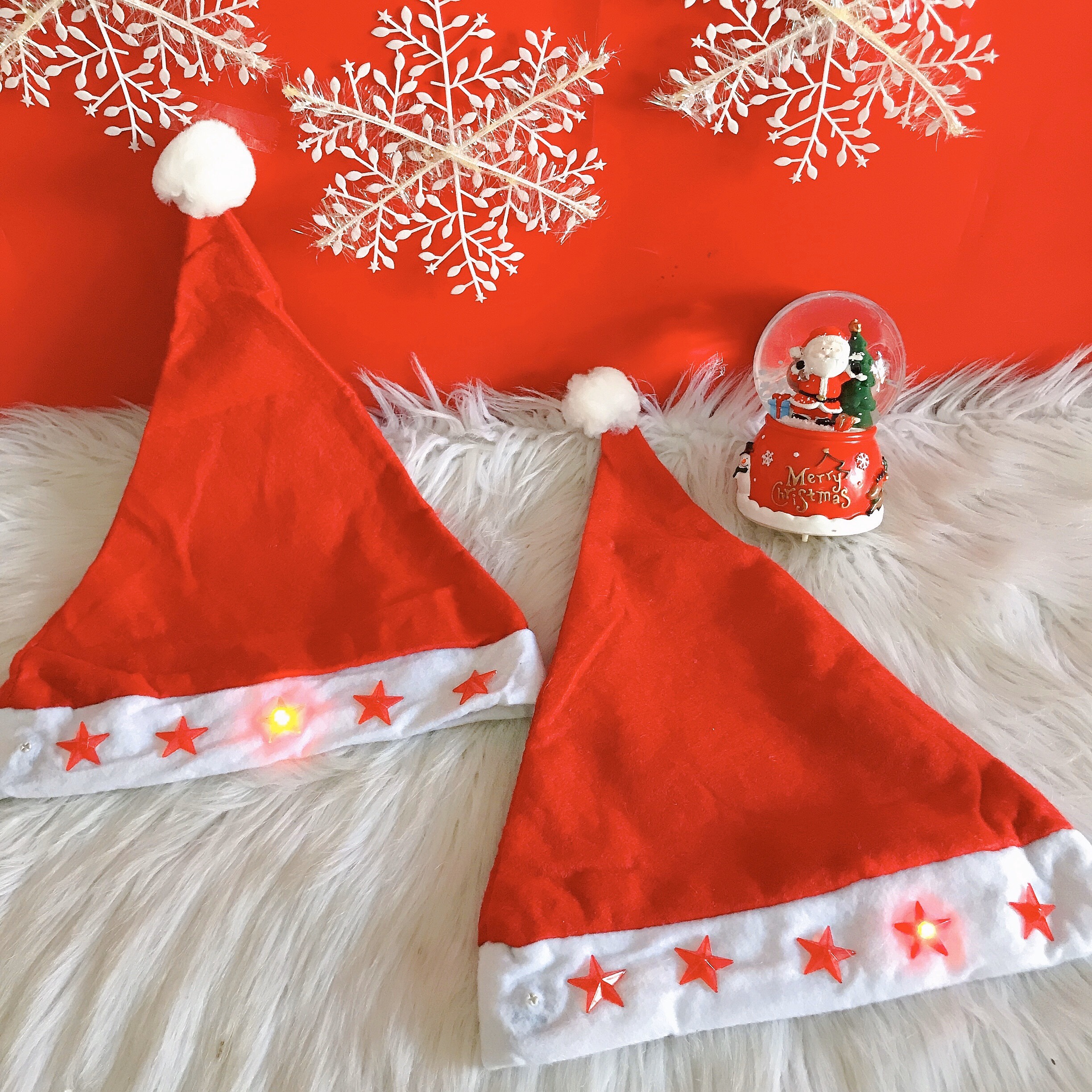 Nón Noel Giáng Sinh Có Đèn Nón Noel Vải Nhung - Ảnh Shop Chụp