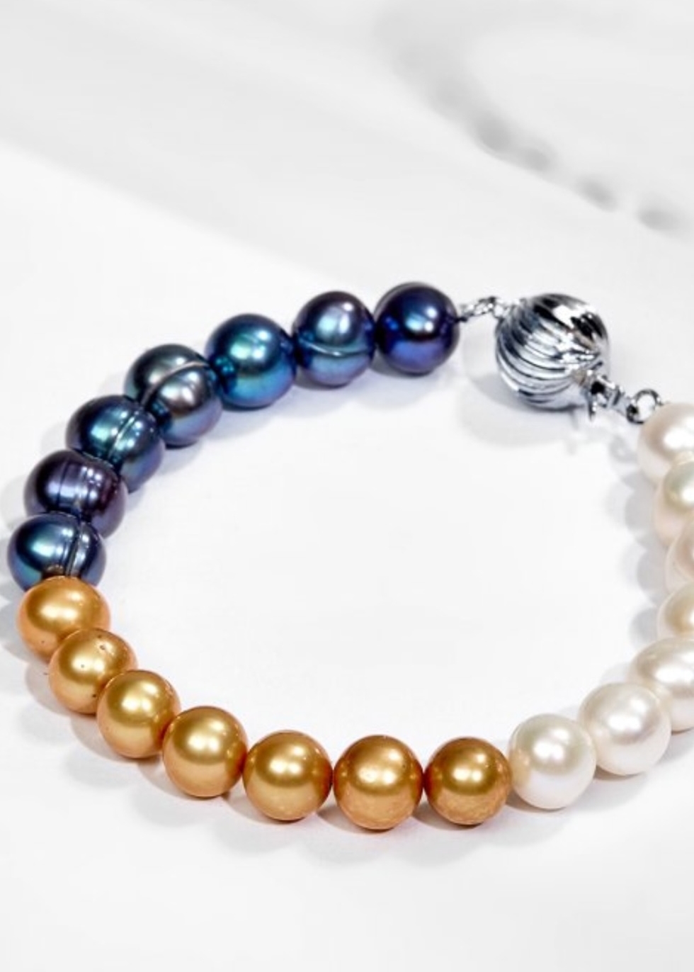 Lắc tay ngọc trai ba màu 8mm