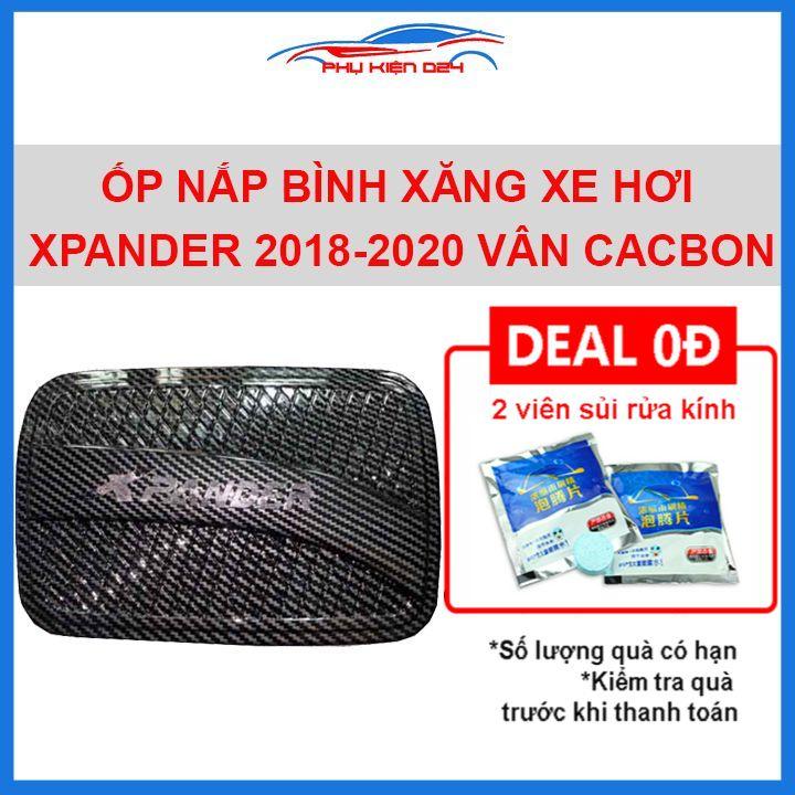 Ốp nắp bình xăng Xpander 2018-2020 vân cacbon chống trầy trang trí ô tô