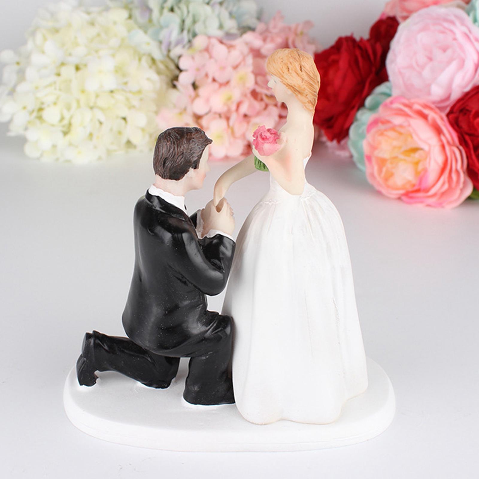 Rustic Wedding Cake Topper Bride and Groom Figurines Keepsake Cake Decoration Ornament Wedding Cake Dolls Topper for Birthday