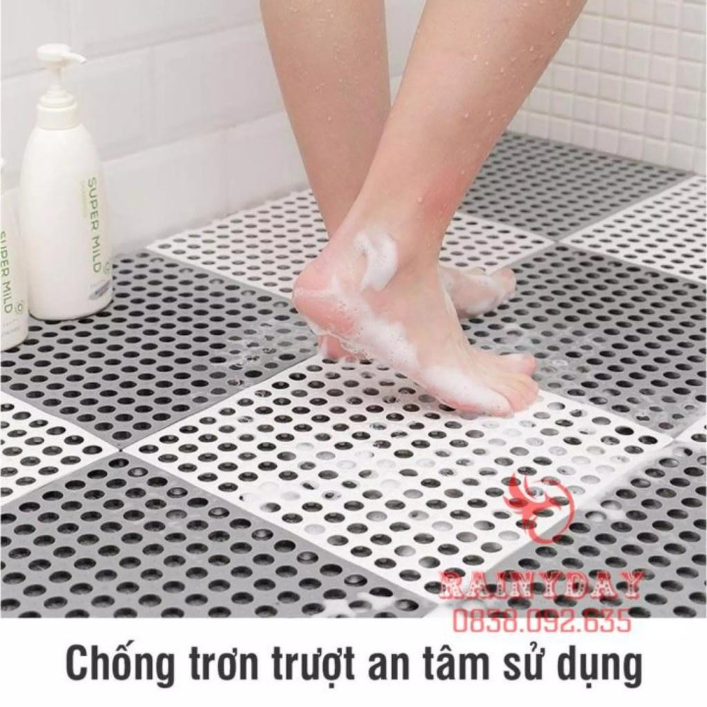 Tấm thảm miếng nhựa lót sàn nhà tắm chống trượt trơn trượt nhựa ghép lỗ tròn kháng khuẩn 30*30cm