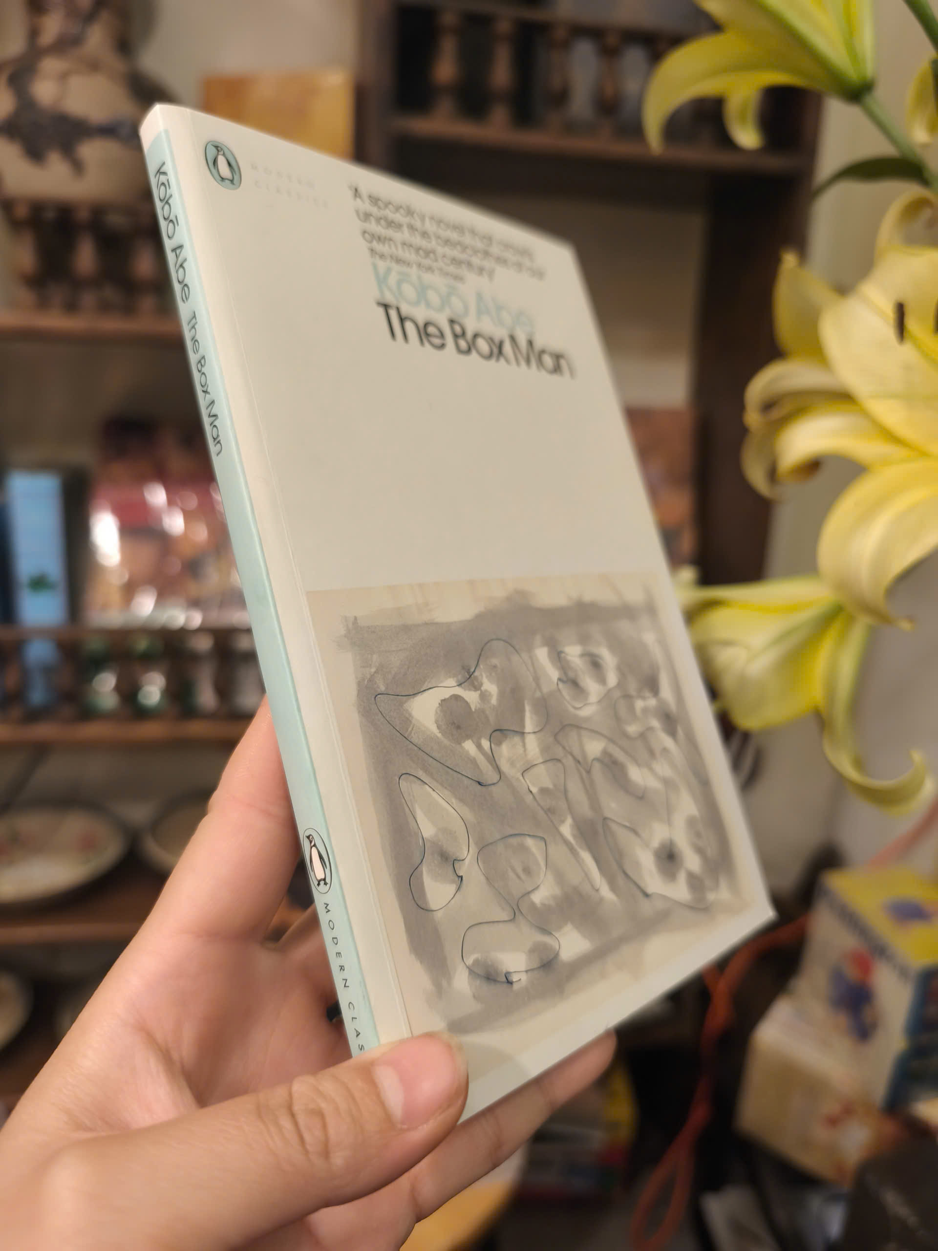 Sách - The Box Man by Kōbō Abe | Japanese Literature / Văn học Nhật Bản Nhập khẩu / Ngoại văn
