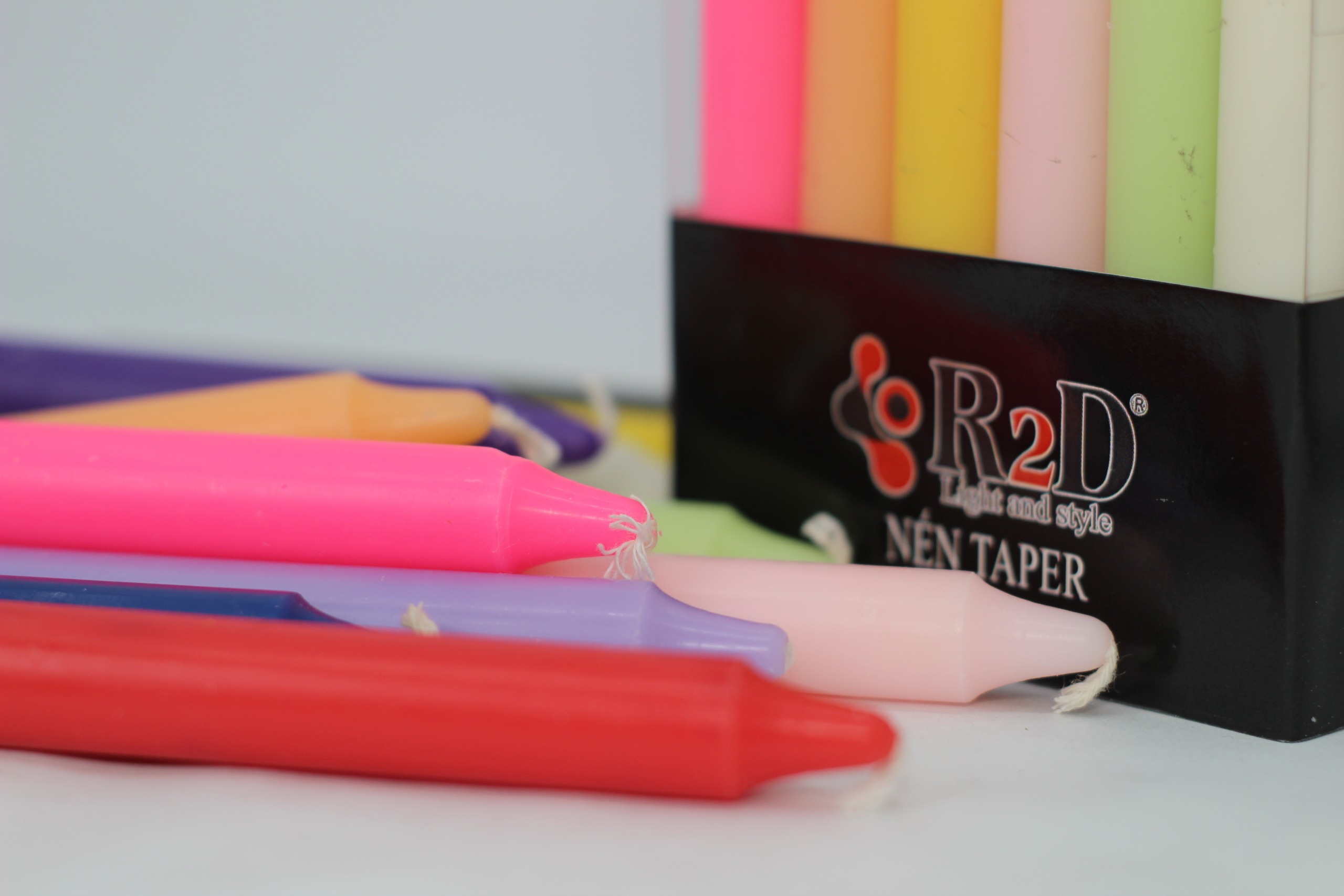 Nến Tapper Mini 24 Cây Màu Hồng, Nến Cây, Đến Từ Thương Hiệu R2D,[dài 10 cm] Làm Từ Nguyên Liệu Tự Nhiên, Lành Tính.