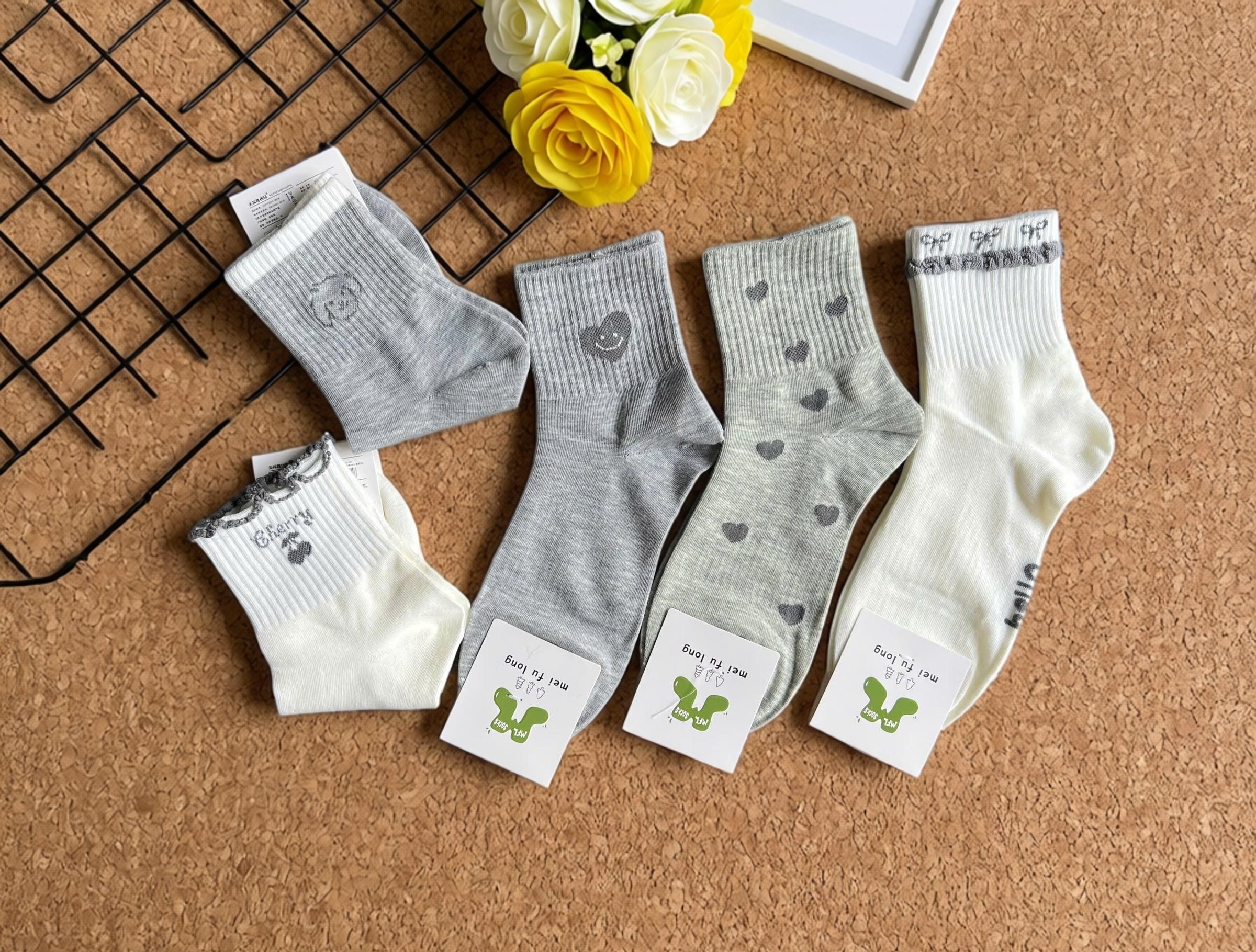 SET 5 ĐÔI TẤT VỚ NỮ CAO CỔ MÃ 17 DÀNH CHO NỮ