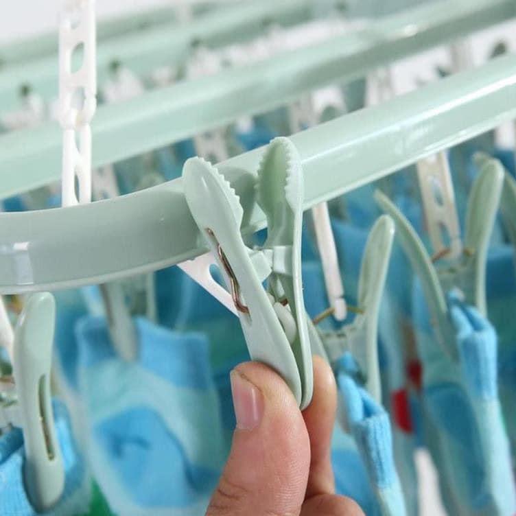 MÓC CHÙM NHỰA VUÔNG 32 KẸP GẤP GỌN TIỆN DỤNG