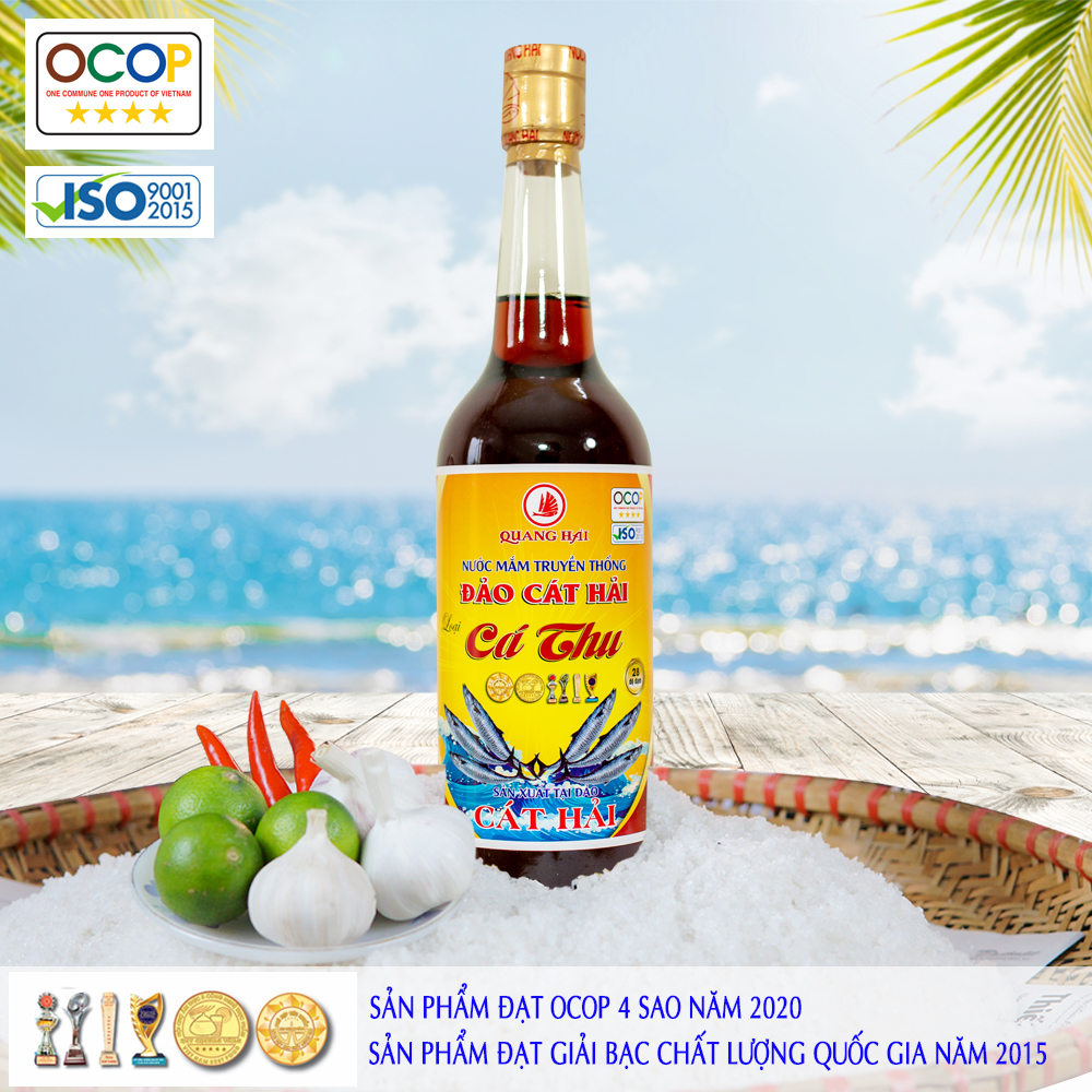 Nước Mắm Truyền Thống Cát Hải - Quang Hải, loại Cá Thu 28ºN, chai 650ml