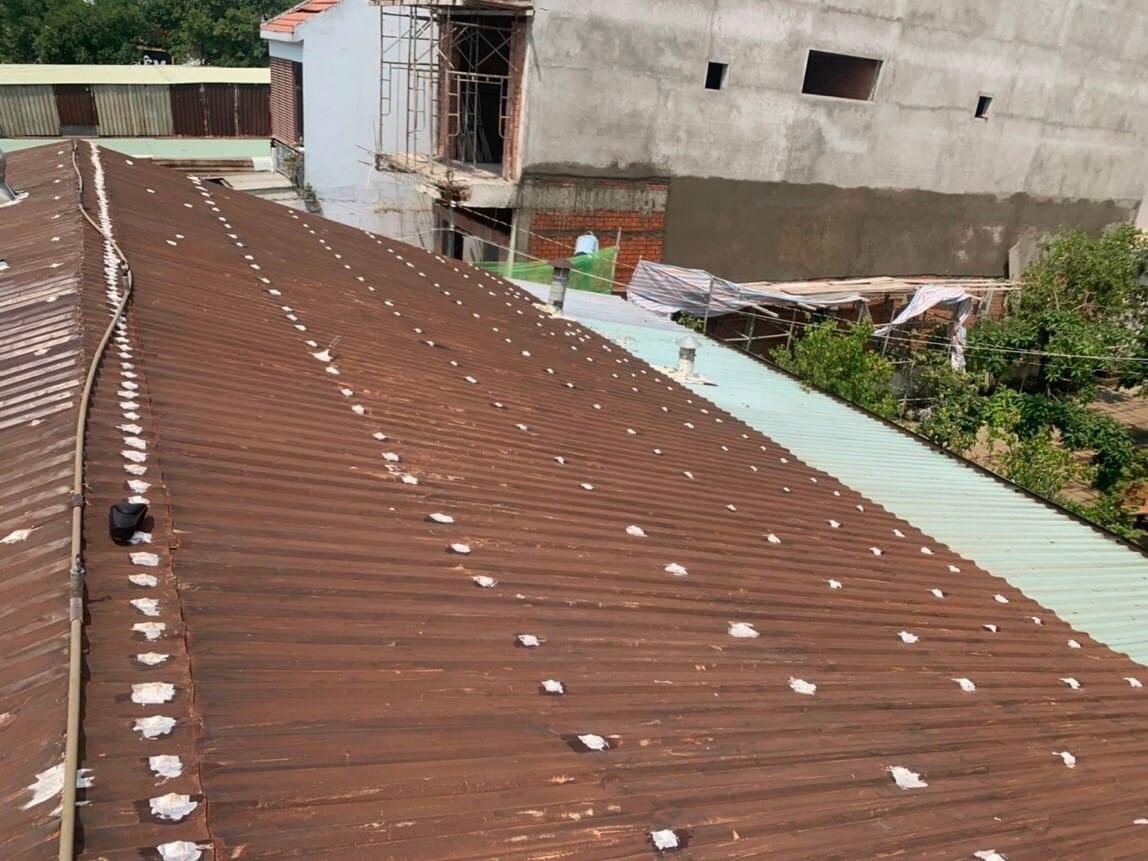 (Bộ sơn lót 1L - phủ 3,8L) Sơn Chống Thấm Cách Nhiệt KINGCAT Lót V1-100 &amp; Phủ V1-202 - Cho MÁI TÔN, tường ngoài, sàn mái, .... thi công được 10-15m2