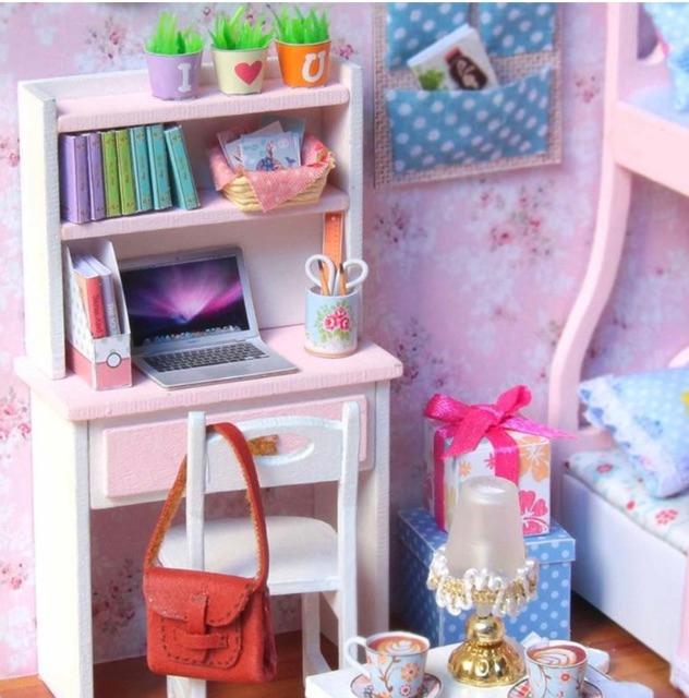 Bộ mô hình lắp ghép DIY ngôi nhà búp bê kute room