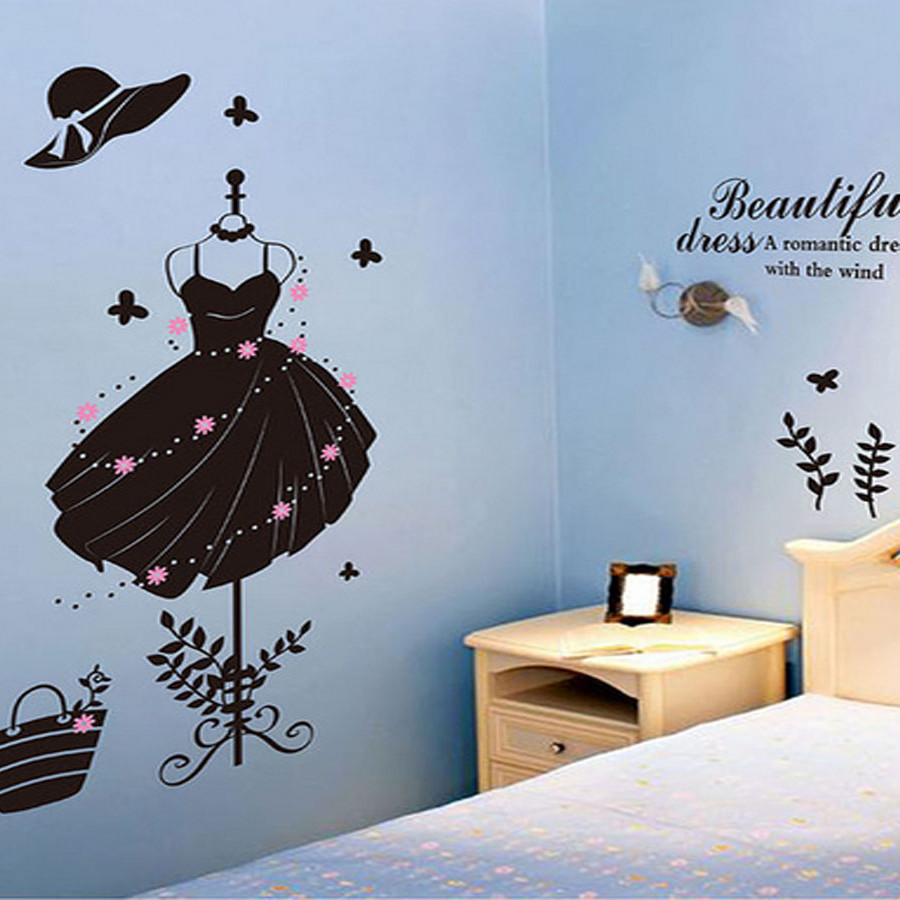 decal dán tường bộ váy đen