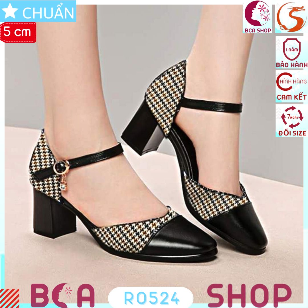 Giày cao gót nữ 5p RO524 ROSATA tại BCASHOP bít mũi, quai hậu, thân và gót giày có phối ca rô thời trang - màu đen