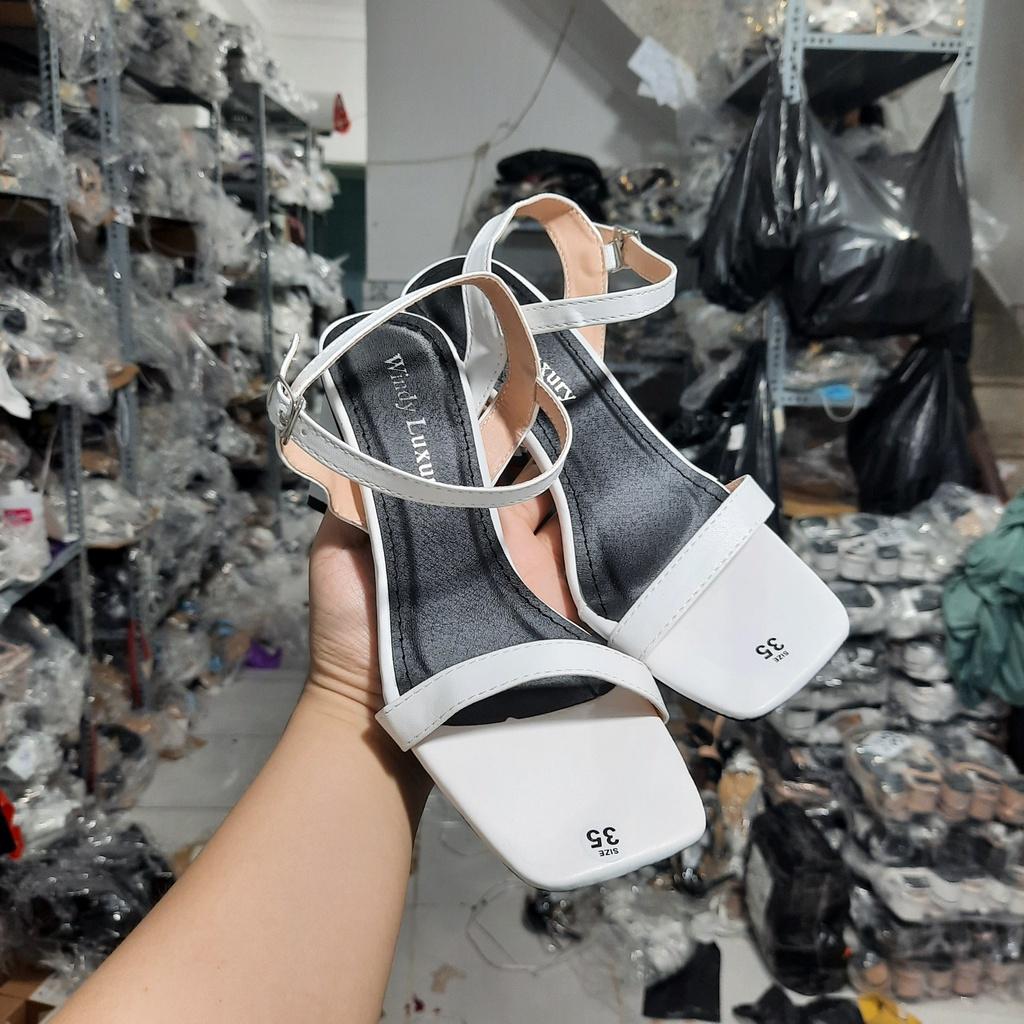 Giày Sandal cao gót 7p quai mảnh Gót Tam Giác mẫu mới
