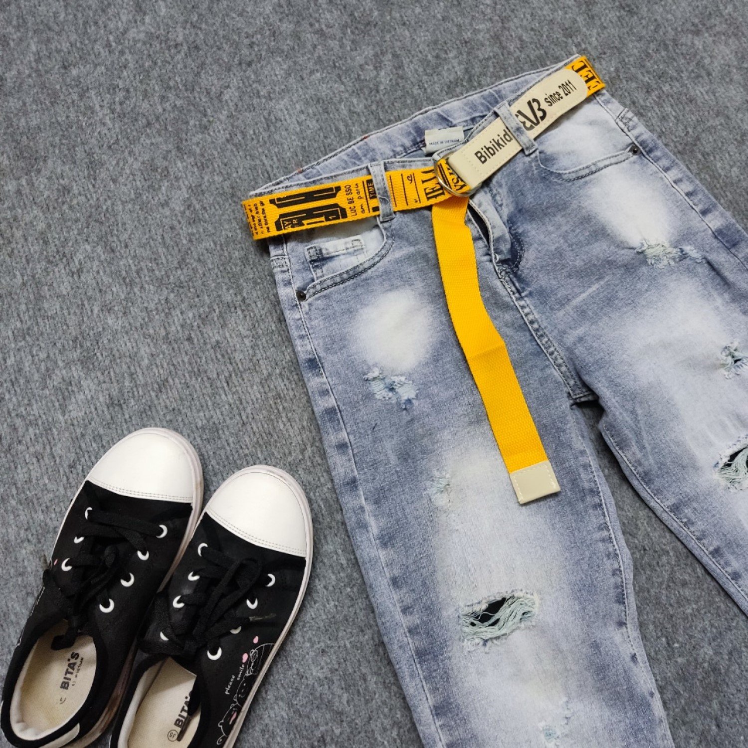 Q0128 Quần jean dài cao cấp bé trai, phom body, wax rách, có tăng đơ, chất co dãn thoải mái, kèm dây nịt