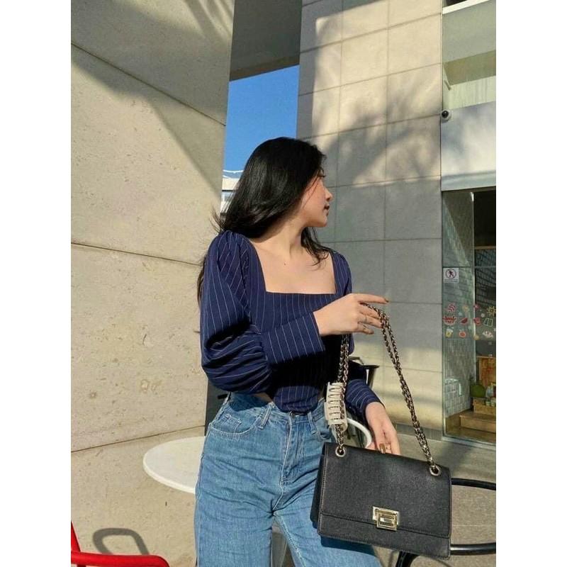 Áo croptop khoét eo cổ vuông tay phồng