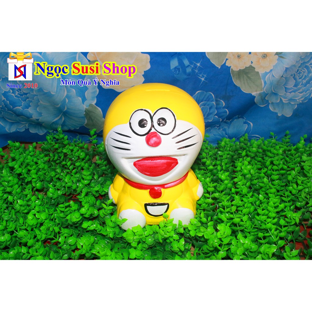 ỐNG HEO ĐẤT TIẾT KIỆM ĐÔRÊMON DORAEMON CHO BÉ - NGẪU NHIÊN MÀU