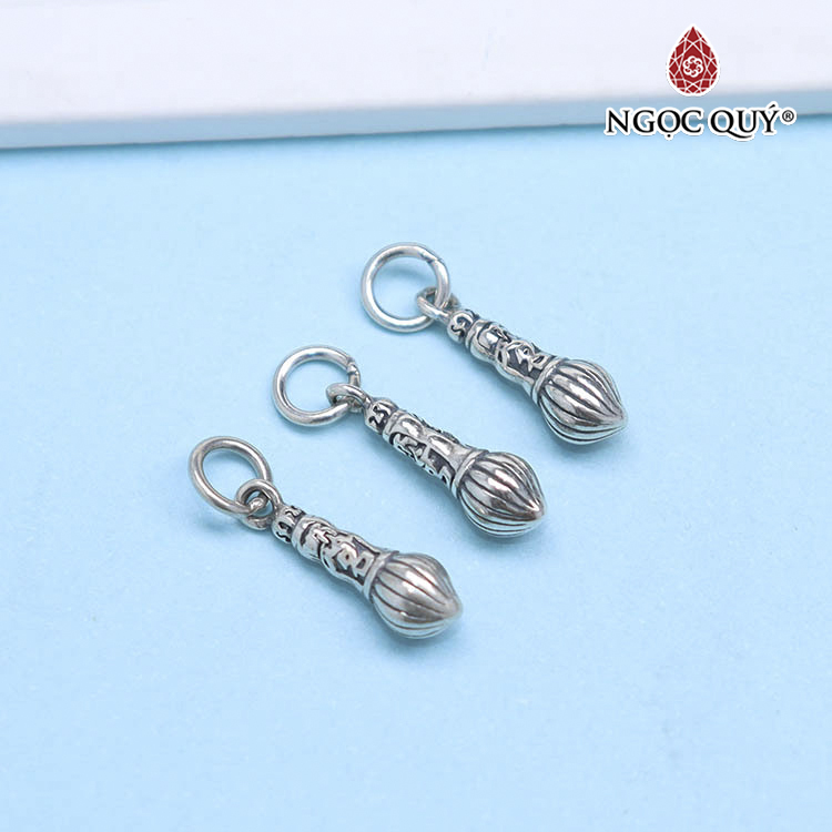 Hình ảnh Charm bạc treo hình cây cọ vẽ khắc chữ - Ngọc Quý Gemstones