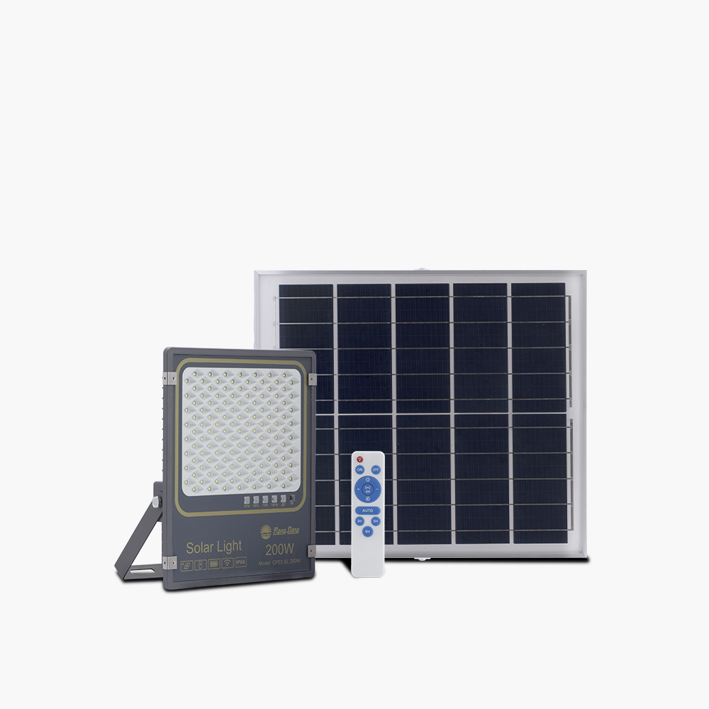 Đèn LED chiếu pha năng lượng mặt trời Rạng Đông công suất cao CP03.SL, ánh sáng trắng