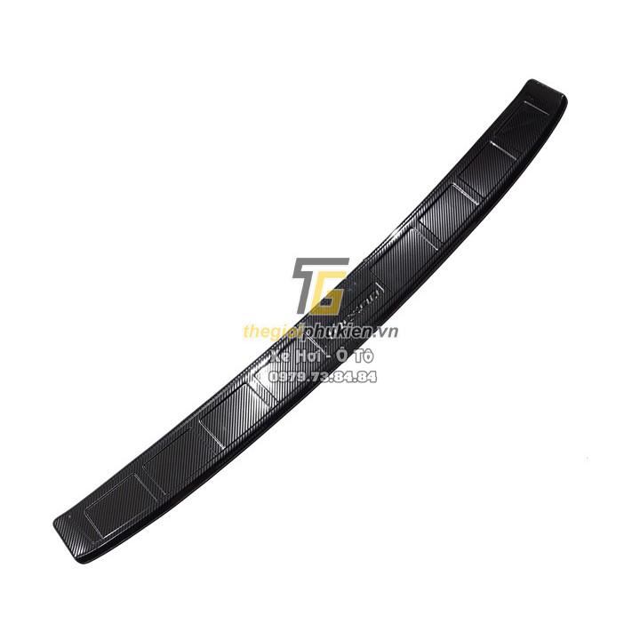 Bộ ốp chống trầy bậc cốp Hyundai Santafe 2019-2020 vân Carbon