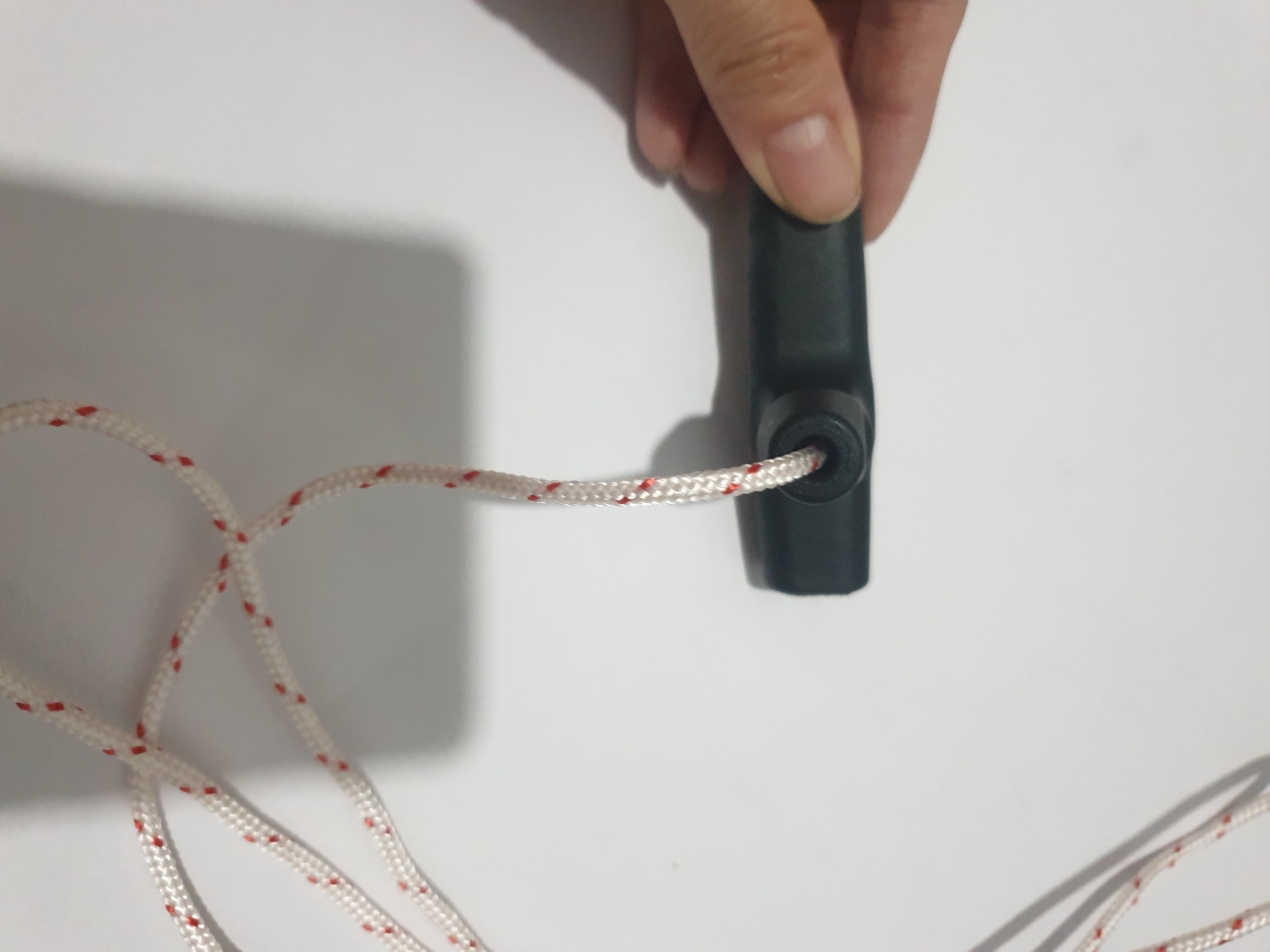TAY NẮM GIẬT MÁY CƯA XÍCH MS381