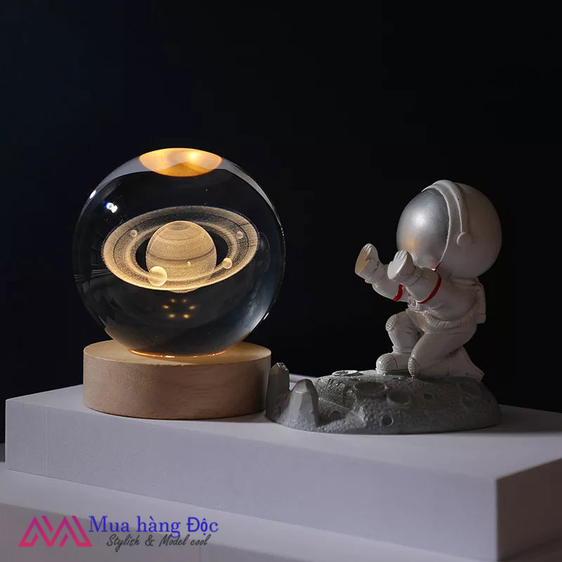 Bộ Quà Tặng Quả Cầu Pha Lê 3D LED Phi Hành Gia 6CM