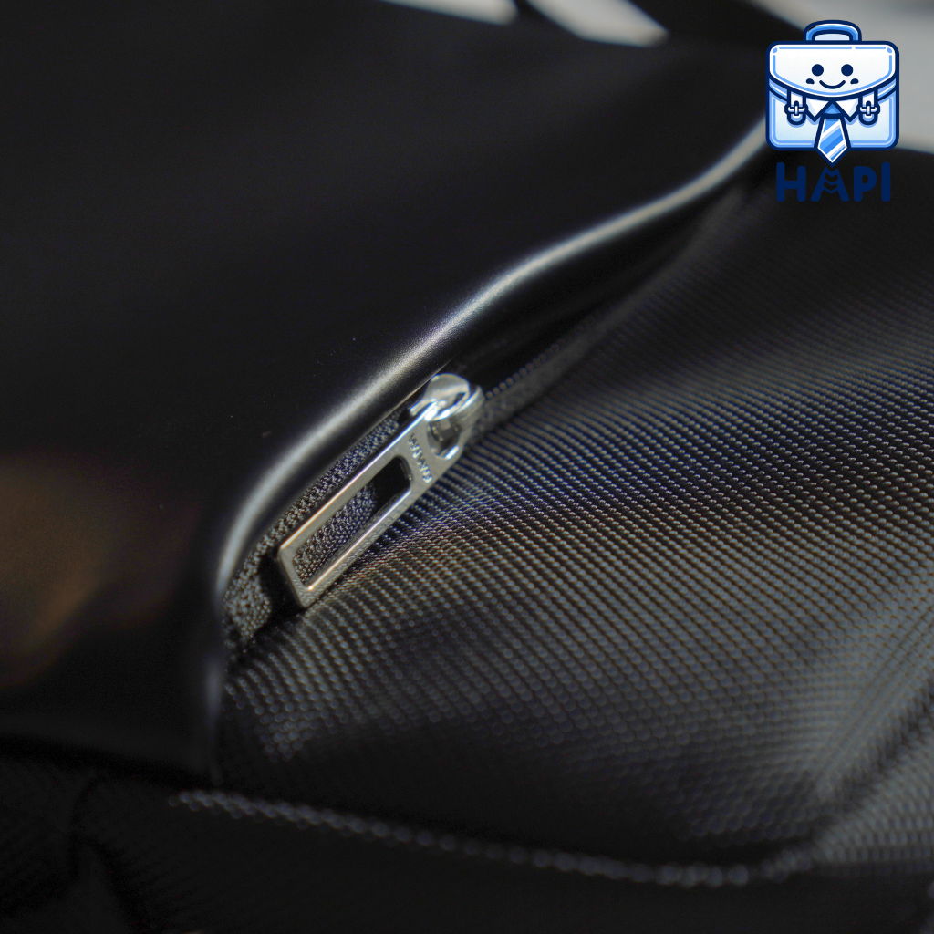 Túi đeo chéo hàng chính hãng WiWU Hali Crossbody Wi-Hali-CR: Siêu tiện dụng để di chuyển hàng ngày, gọn nhẹ, thời trang