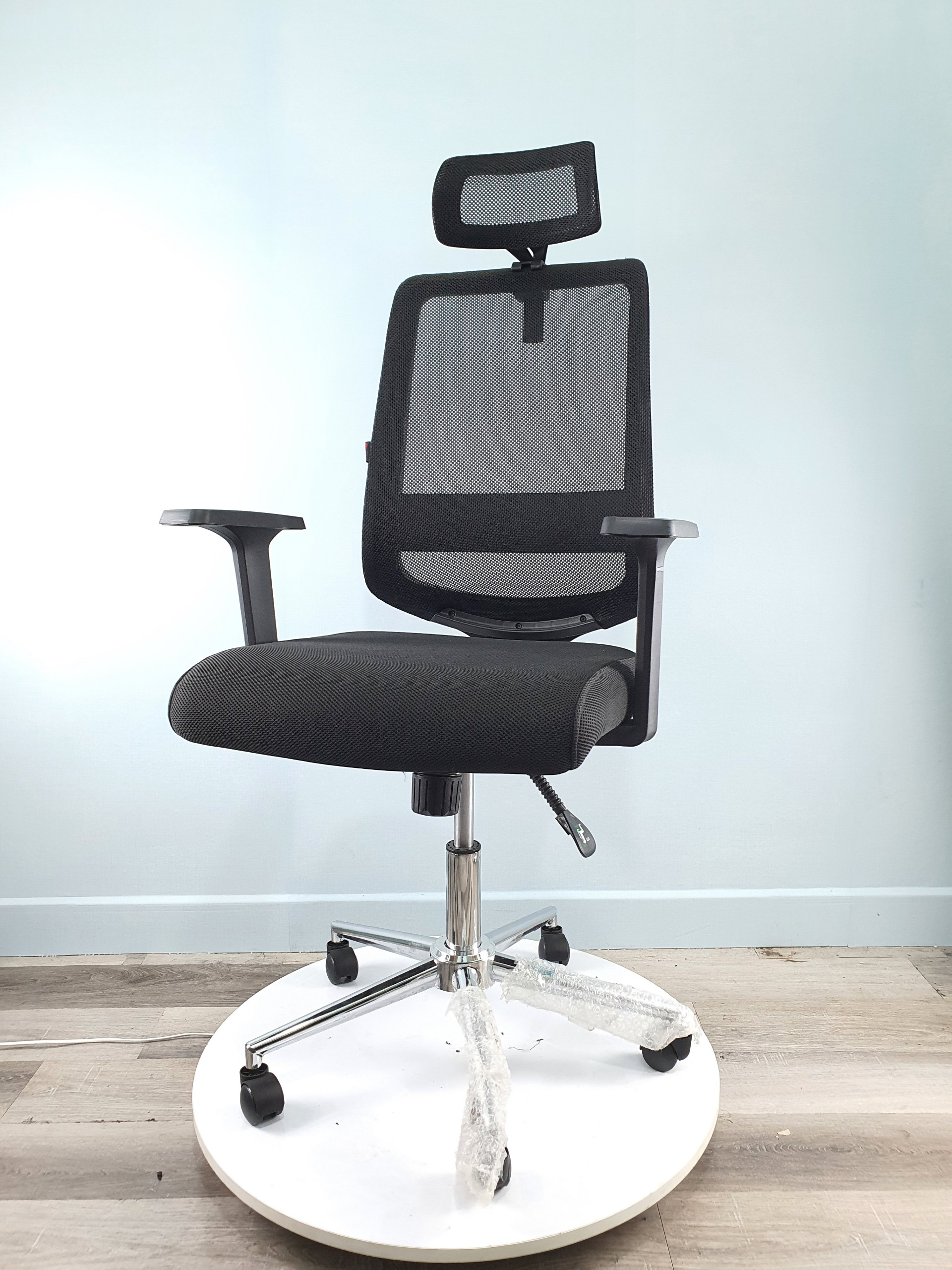 Ghế Làm Việc Ngả Lưng Thư Giãn Bọc Lưới Điều Chỉnh Đầu AMA-ST-146A