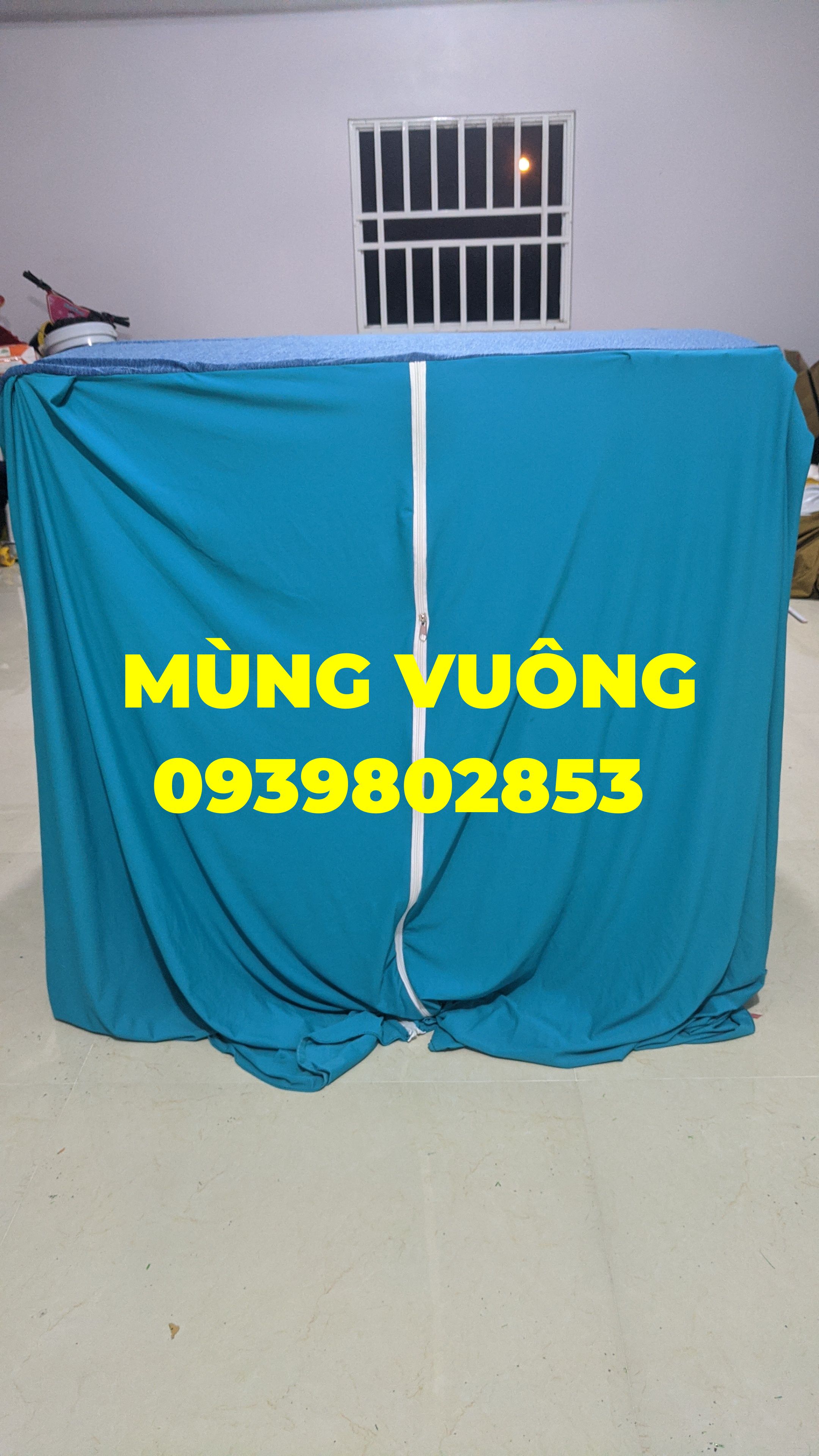 Mùng gà vuông các kích thước có dây kéo