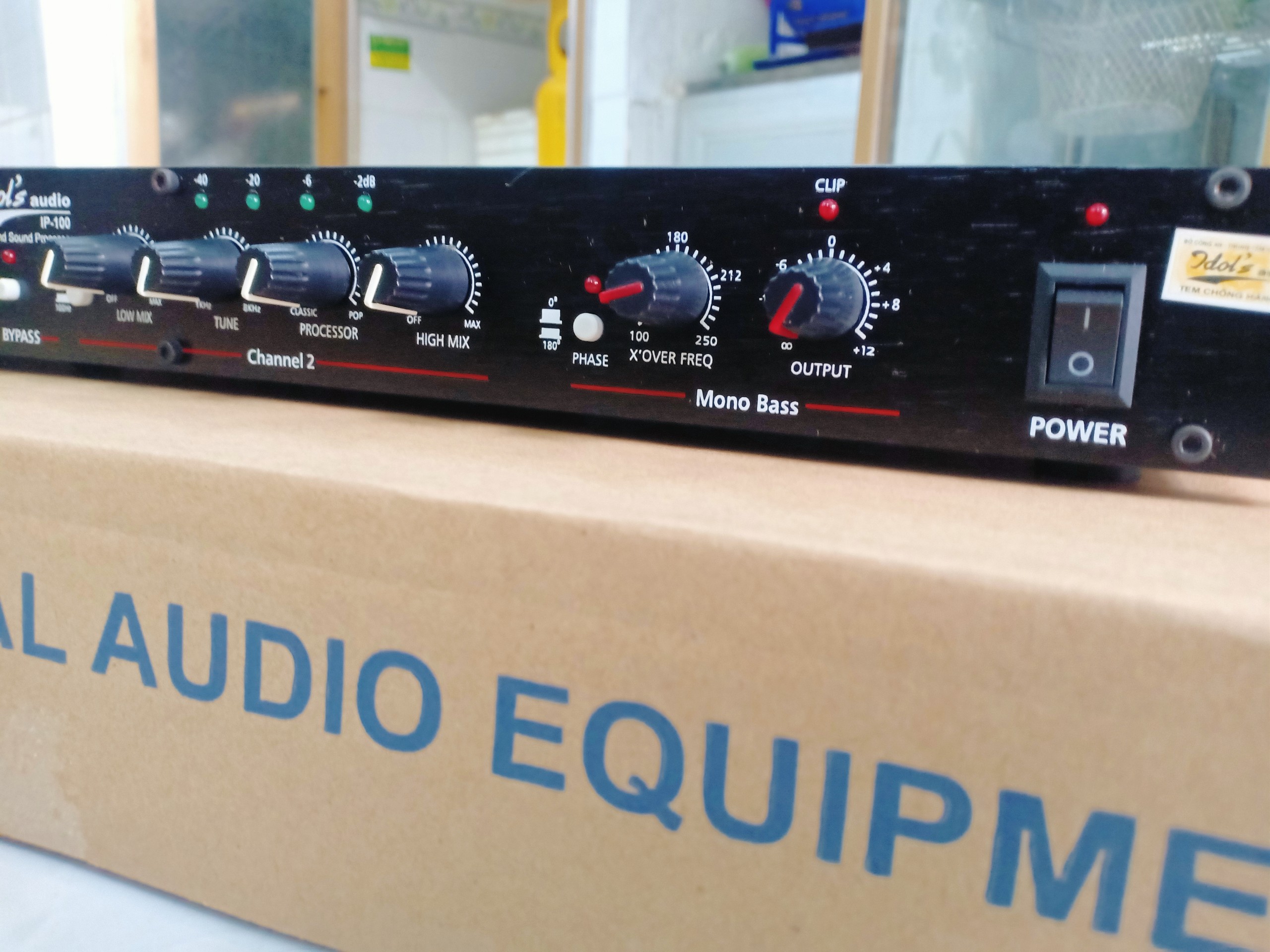 MÁY NÂNG TIẾNG IDOL IP-100