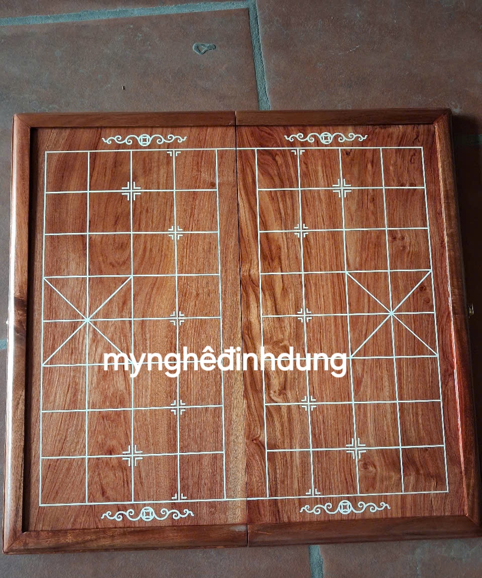 Bàn cờ tướng bằng gỗ hương đá víp kt 50x50x3.5cm 