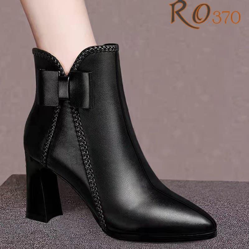 Boot thời trang nữ da lì đính nơ cao cấp ROSATA RO370 - Đen, Đỏ - HÀNG VIỆT NAM - BKSTORE
