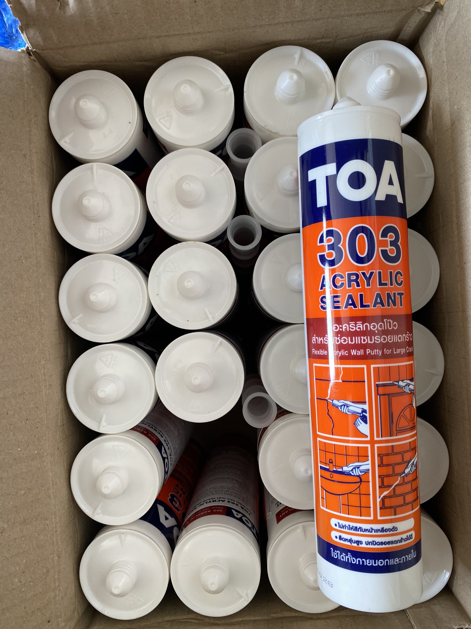 Keo Toa 303 Acrylic Sealant màu Trắng 280ML