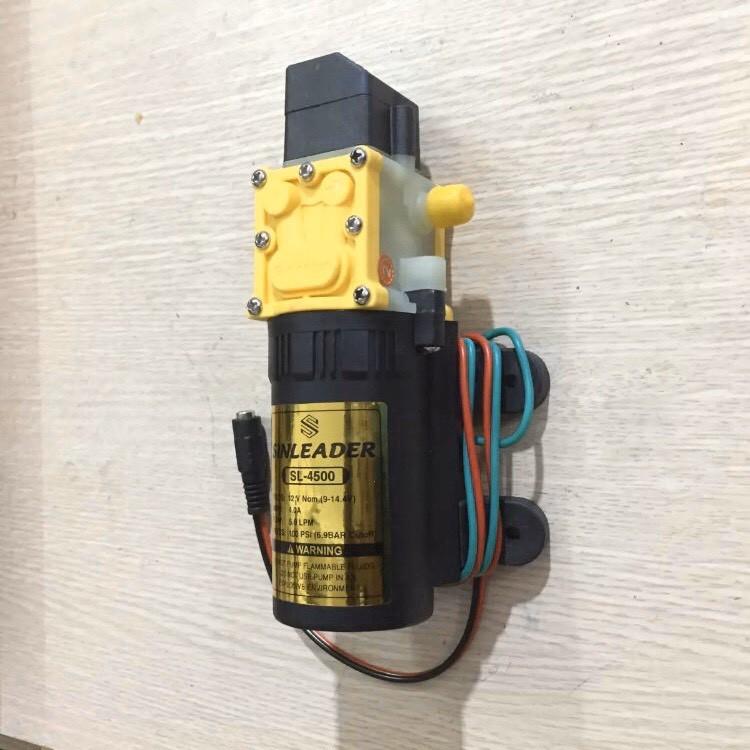 Máy bơm mini tăng áp kèm đổi nguồn 12v dùng tưới cây, tăng áp, phun sương, rửa xe...