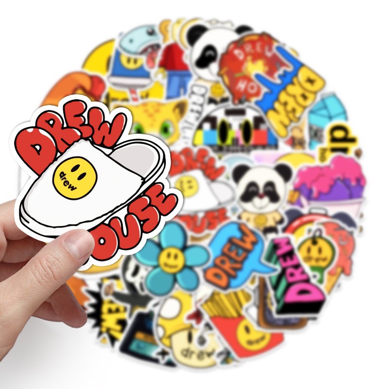 Set 50 sticker dán trang trí (Sổ tay,mũ bảo hiểm,Laptop…) hoạt hình không thấm nước