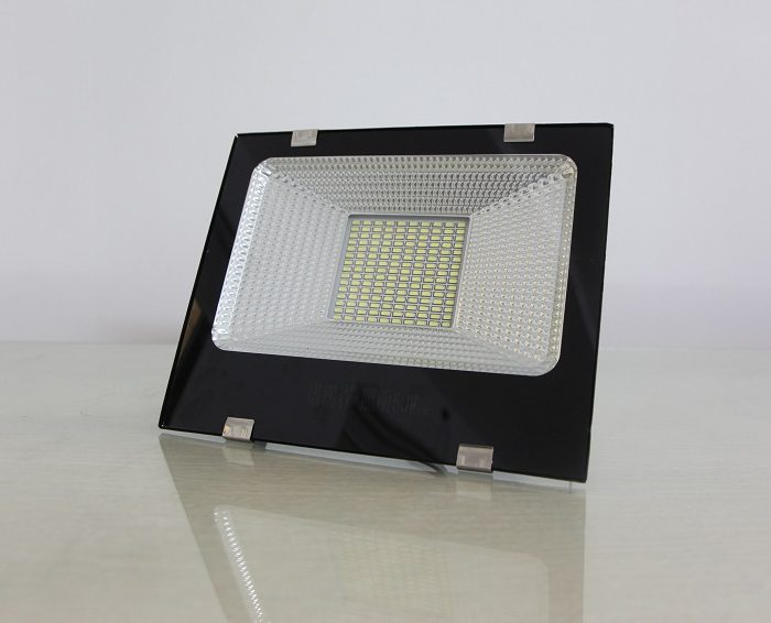 Đèn Led pha 50w SD giá rẻ hàng chính hãng.