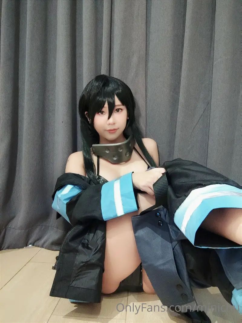 hình cosplay chapter 13 29