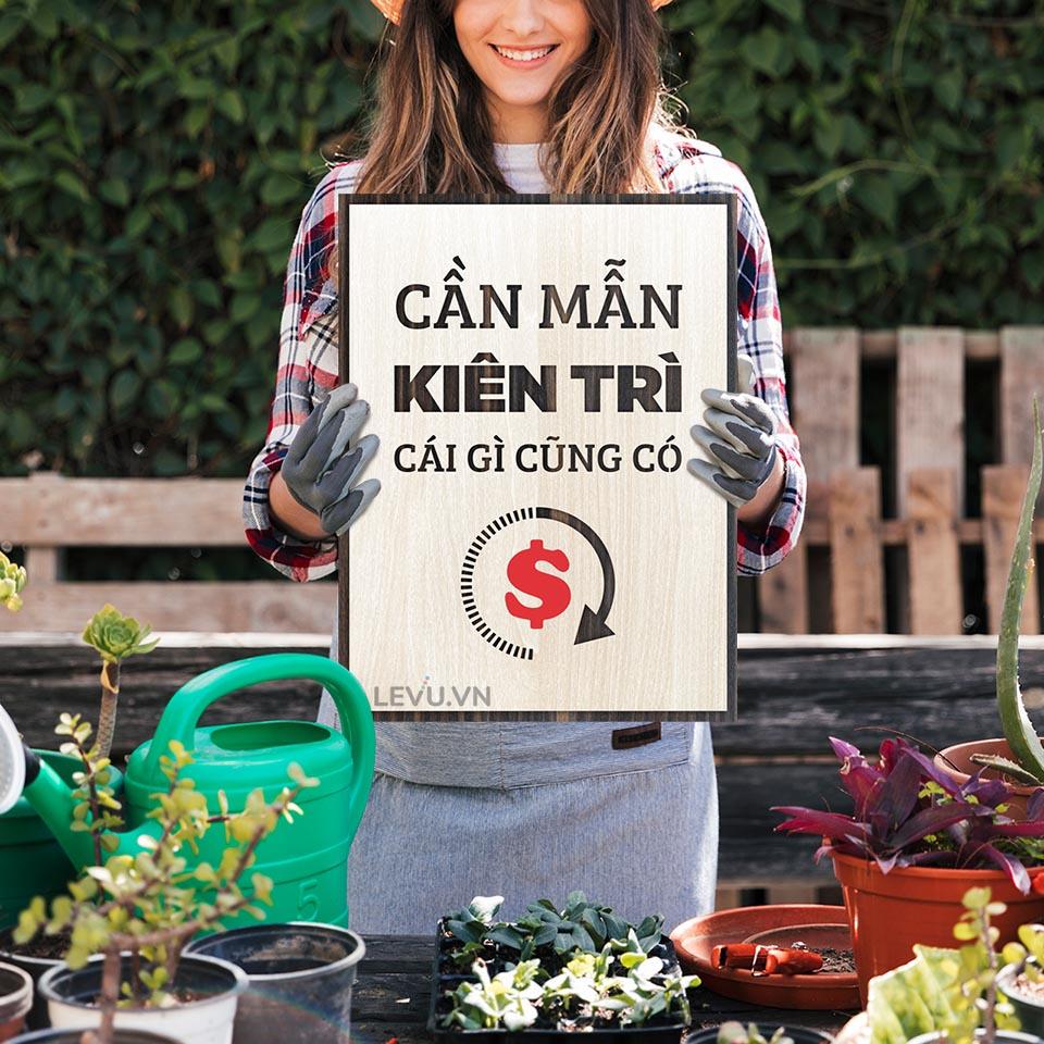 Tranh tạo động lực văn phòng LEVU LV060 "Cần mẫn kiên trì cái gì cũng có"